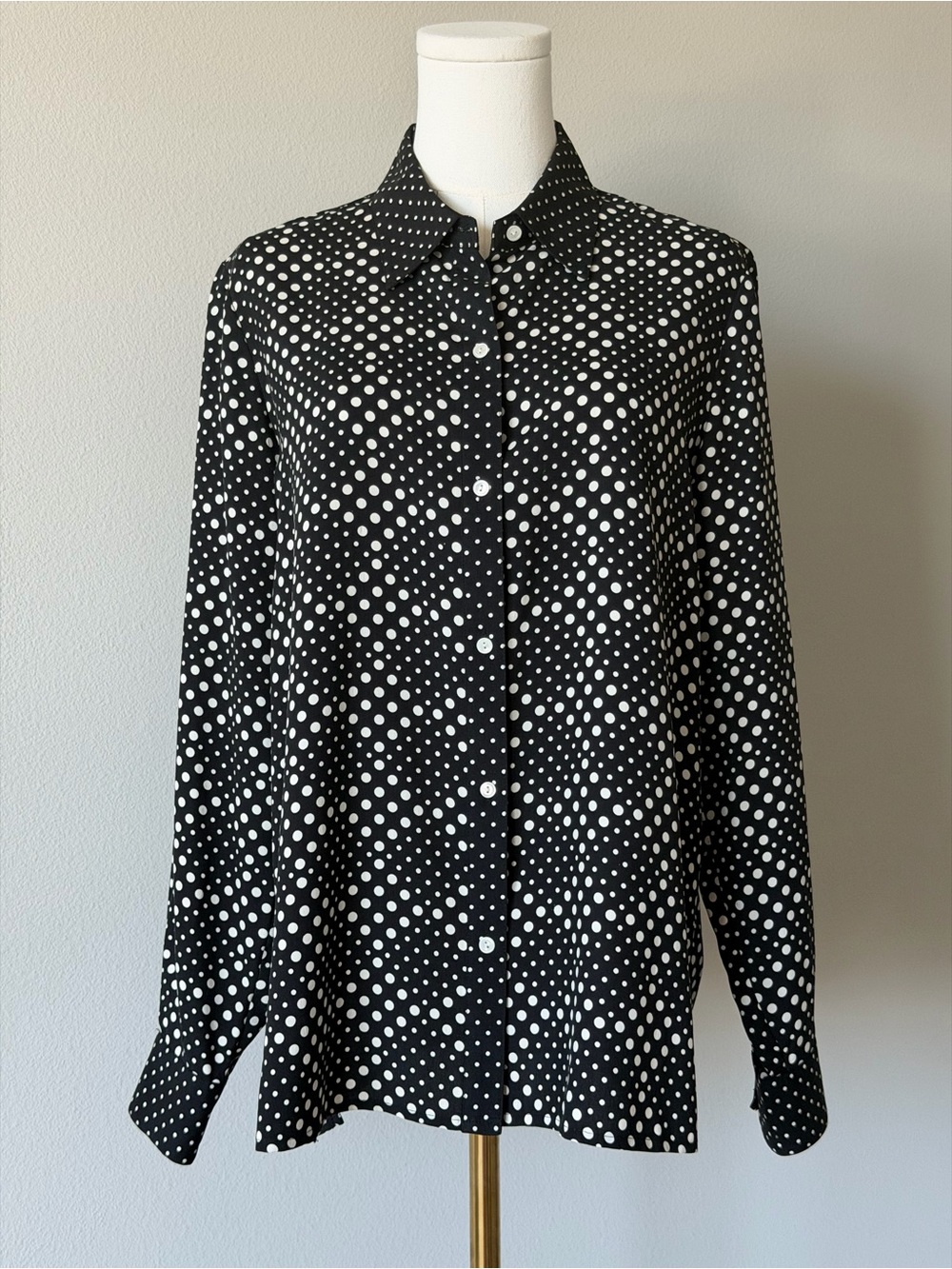 Liz Claiborne Silk Black and White Polka Dot Button-Down Shirt - M